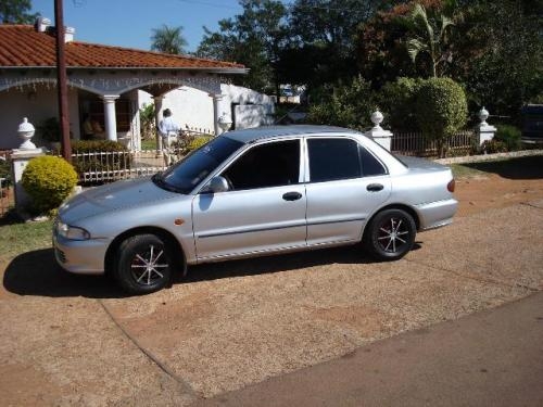 Mitsubishi lancer gl