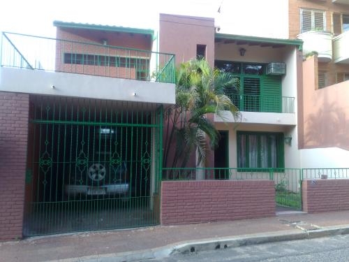 Vendo Casa En Barrio Las Mercedes En Asunción - Casas En Venta | 19633