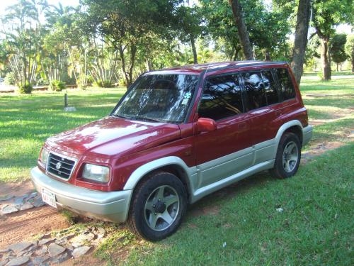 Suzuki vitara 1996 en excelente estado en Asunción Autos