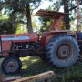 Vendo un Tractor con Implementos agricolas varias