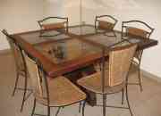 Vendo juego de comedor - madera maciza - 1 mesa cuadrada y 6 sillas